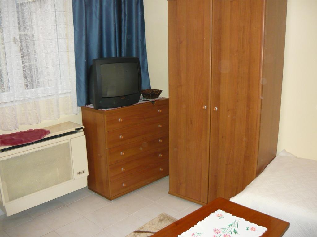 Galagonyas Apartman Erlau Zimmer foto